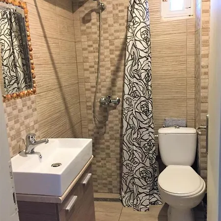 ゲストハウス In Studio - Beautiful Bedroom For 4 People In Limenaria, Only Five Minutes Away From Center