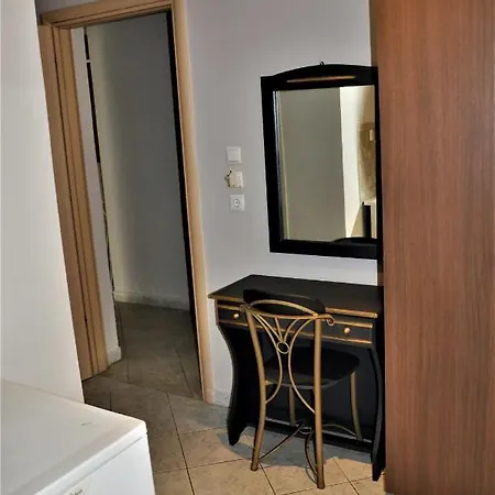 ゲストハウス In Studio - Beautiful Bedroom For 4 People In Limenaria, Only Five Minutes Away From Center リメナリア